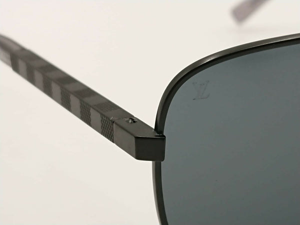 paar zout Sobriquette Attitude Black U Damier Sunglasses – Luxuria & Co.