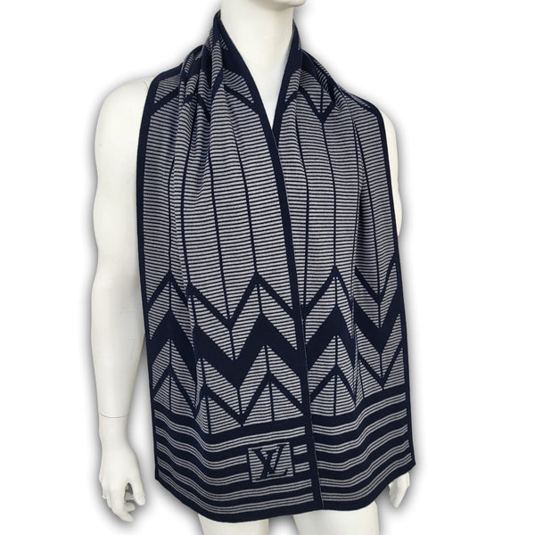 Louis Vuitton Men's Gray Cashmere Silk Damier Alpes Shawl Scarf