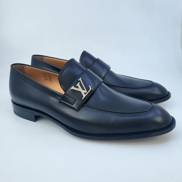 Louis Vuitton Men's Brown Suede Saint Germain Loafer – Luxuria & Co.