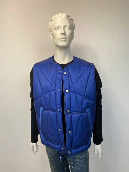 Louis Vuitton Men's Blue Nylon Quilted Gilet Vest – Luxuria & Co.