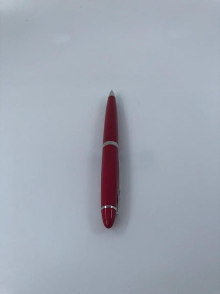 Fountain pen LOUIS VUITTON red lacquer and gold trim, go…