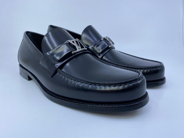 Louis Vuitton Major Loafers Black Smooth Leather, Luxury, Sneakers &  Footwear on Carousell