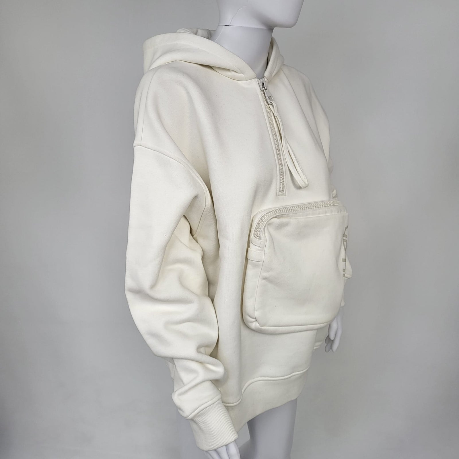Louis Vuitton Men's Off-White Cotton 3D Patched Pocket Half