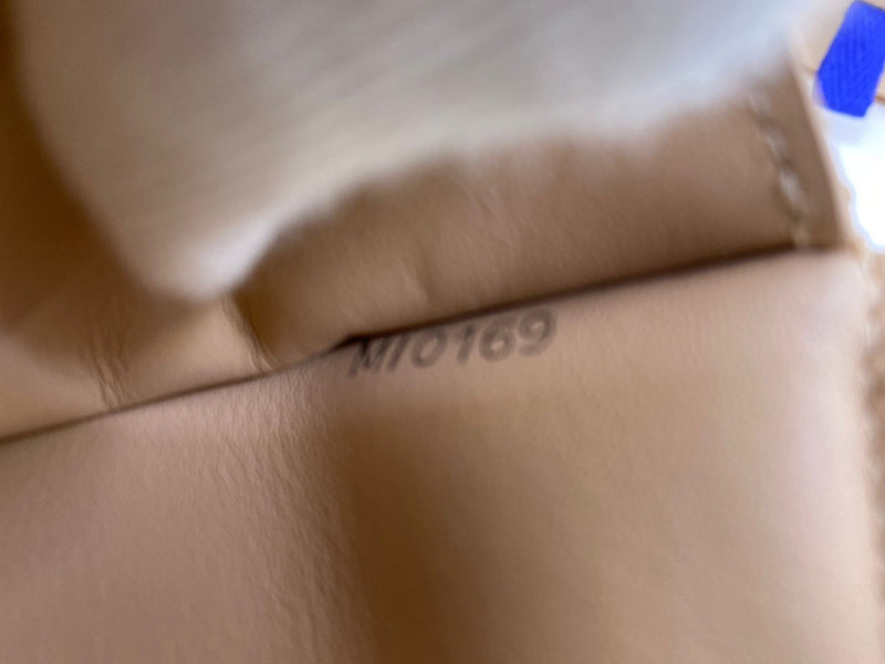 Naughtipidgins Nest - Louis Vuitton Capucines Compact Wallet in