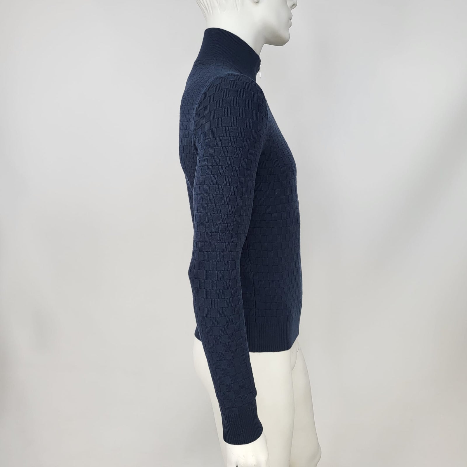 Louis Vuitton Men's Navy Cotton Damier Cardigan – Luxuria & Co.