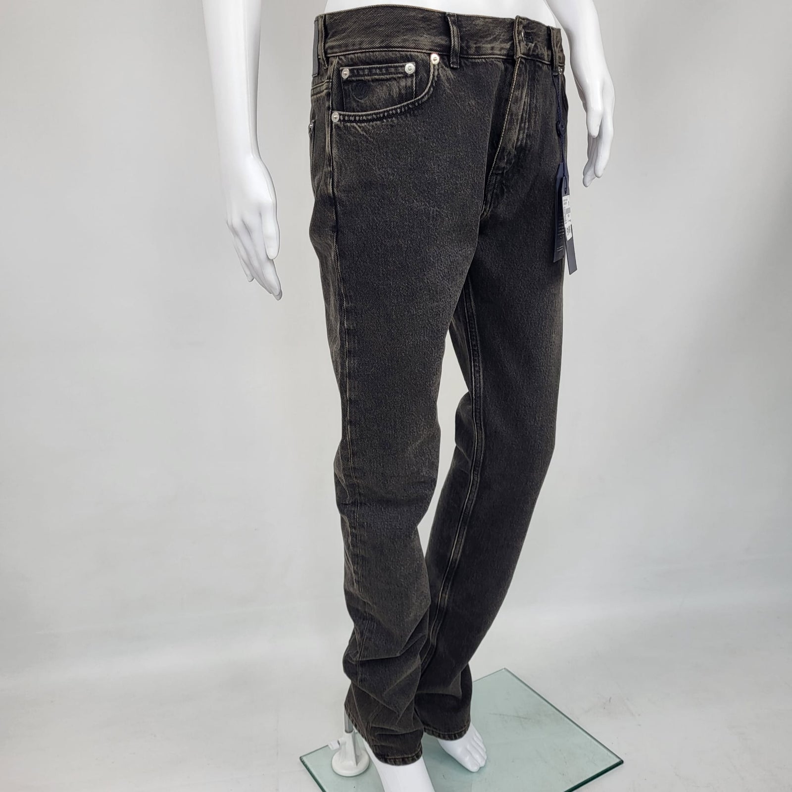 Louis Vuitton Men's Gray Washed Slim Jeans – Luxuria & Co.