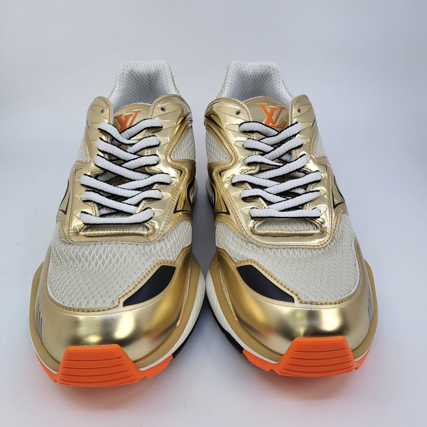 Louis Vuitton Men's Gold LV Trail Sneaker – Luxuria & Co.