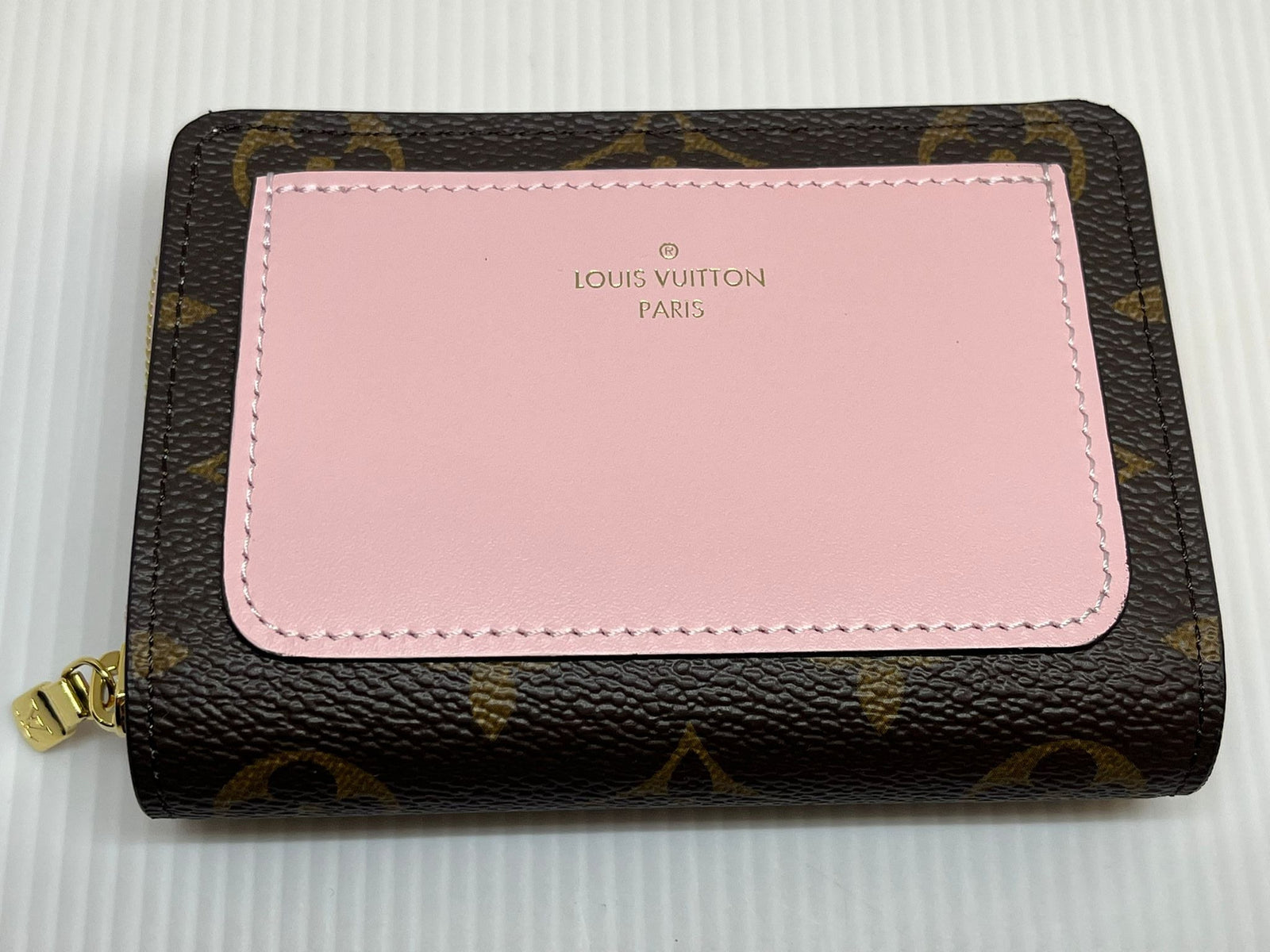 Louis Vuitton Lou Wallet Rose Ballerine M82378 – Luxuria & Co.