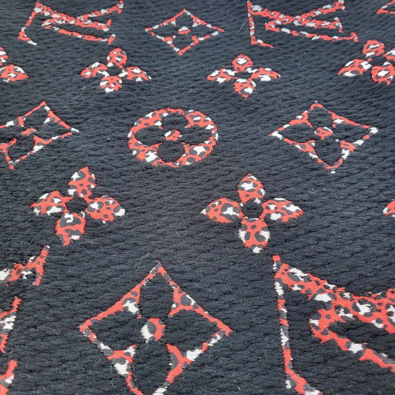 Louis Vuitton Silk Monogram Giant Jungle Bandeau Scarf (SHF-22135