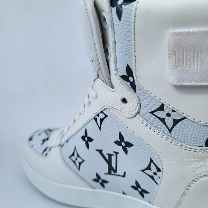 Louis Vuitton Men's White Monogram Denim Rivoli Sneaker Boot – Luxuria & Co.