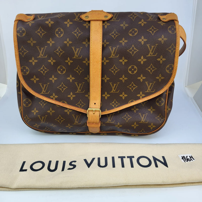 Louis Vuitton, Bags, Auth Louis Vuitton Vintage Canvas Monogram Saumur 35  W Dust Bag Mb00 France