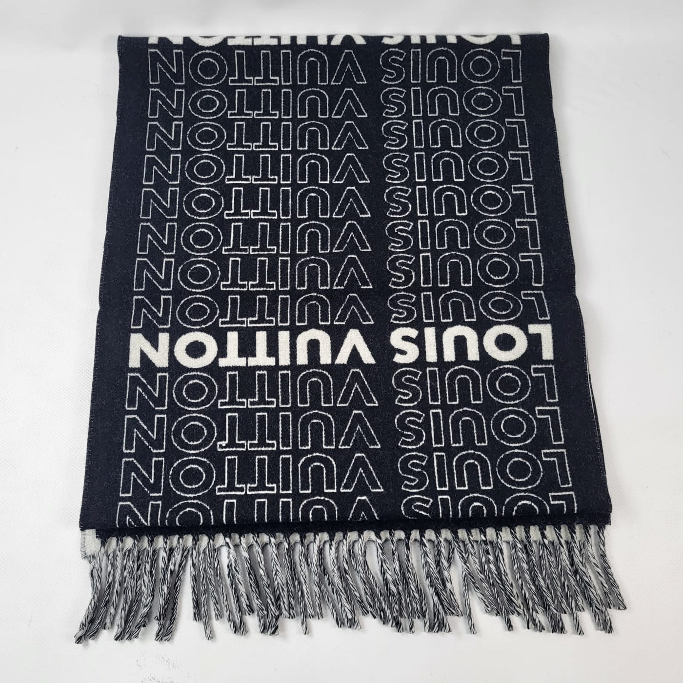 Louis Vuitton Black and White Wool Cashemere LV List Scarf MP2121