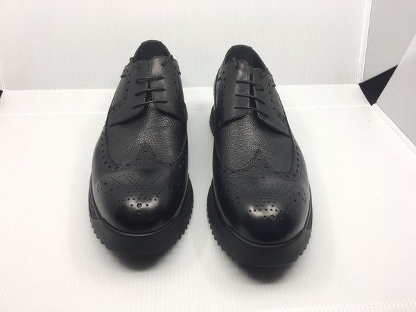 Louis Vuitton Men's Black Leather Frontier Derby Shoe – Luxuria & Co.
