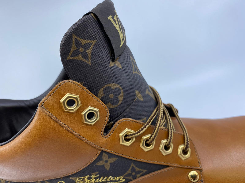 Louis Vuitton Men's Brown Epi Leather Oberkampf Ankle Boot – Luxuria & Co.
