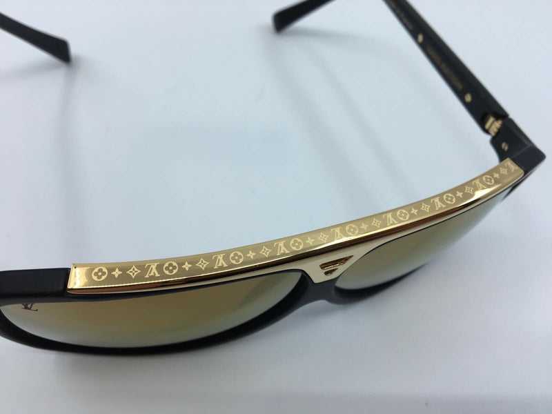LOUIS VUITTON 1.1 Evidence Sunglasses Black Acetate & Metal. Size E