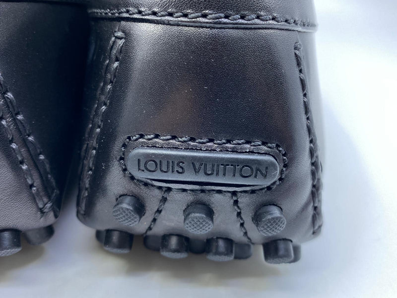 Louis Vuitton Men's Green Leather Hockenheim Car Shoe Loafer – Luxuria & Co.