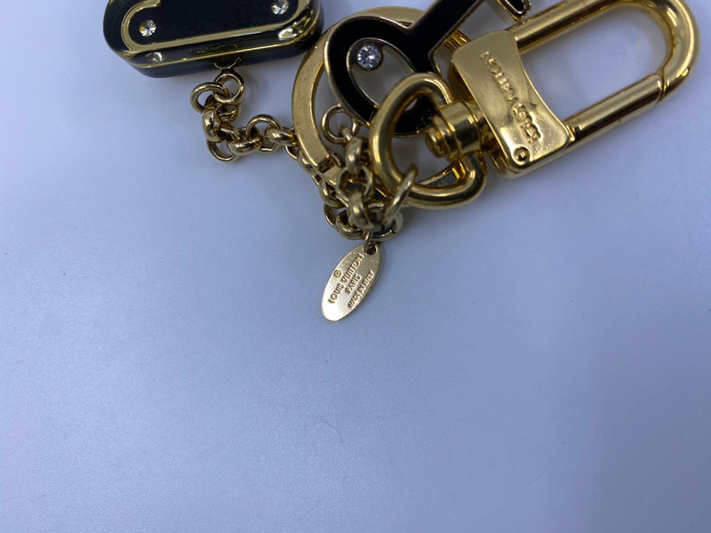 Louis Vuitton Crazy In Lock Charm Bracelet - Brass Charm, Bracelets -  LOU673373