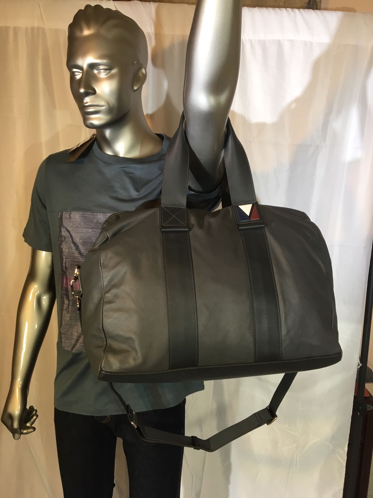 Calfskin Gaston V Start MM Asphalt – Luxuria & Co.