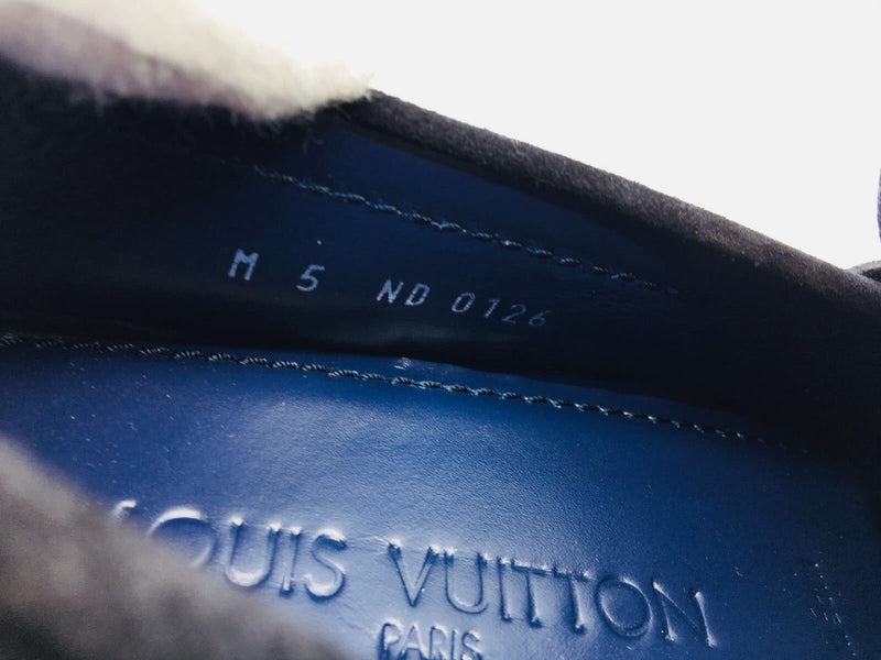 Louis Vuitton Men's Navy Suede Hockenheim Car Shoe Loafer – Luxuria & Co.