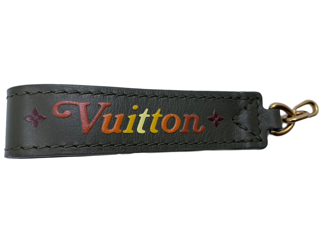 Louis Vuitton Women's Green Leather New Wave Zip Pull / Keychain Louis Vuitton Women's Green Leather New Wave Zip Pull / Keychain