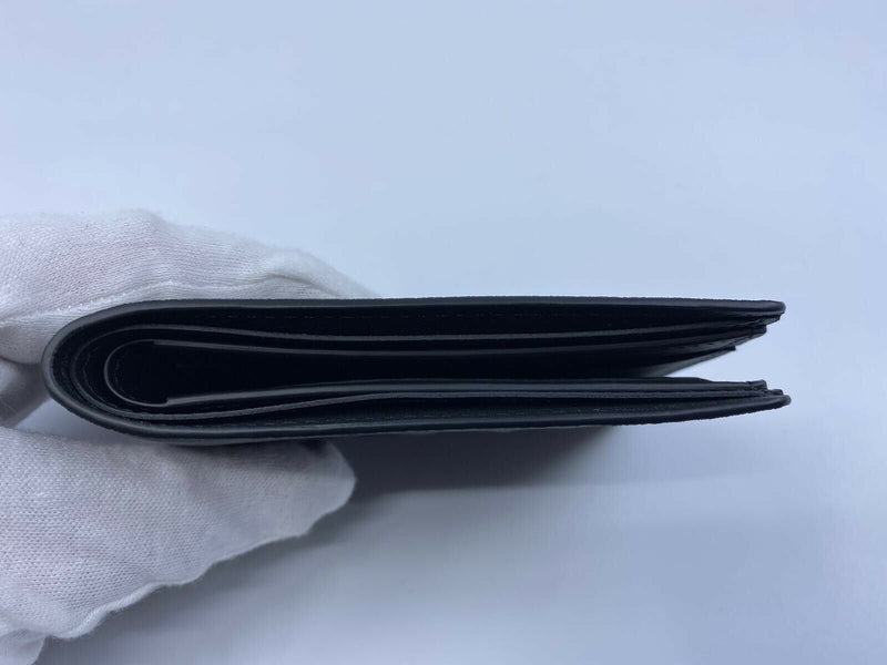 black and blue louis vuittons wallet