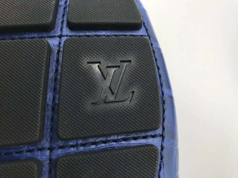 Louis Vuitton Men's Blue Alligator Print Shade Car Shoe Loafer – Luxuria &  Co.