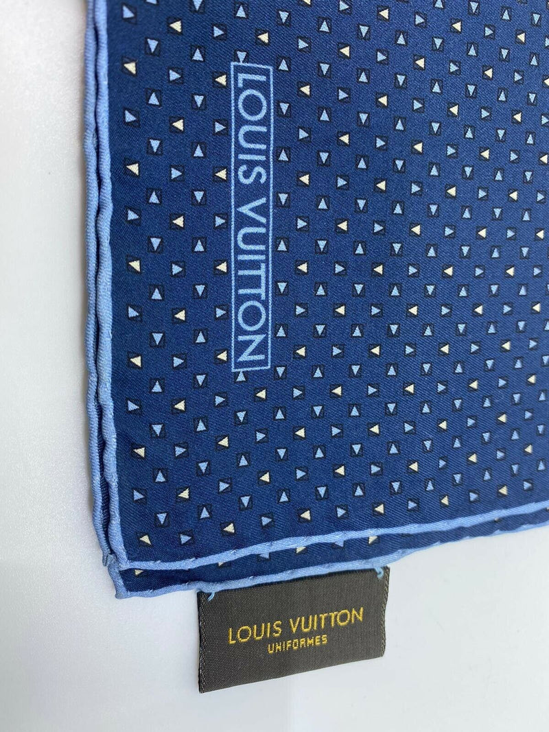 Louis Vuitton Silk Monogram Uniformes Pocket Square