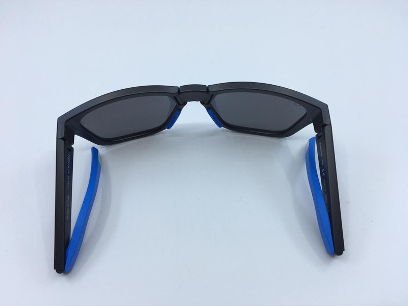 Louis Vuitton Blue/Black Foldable Sunglasses Z0827W