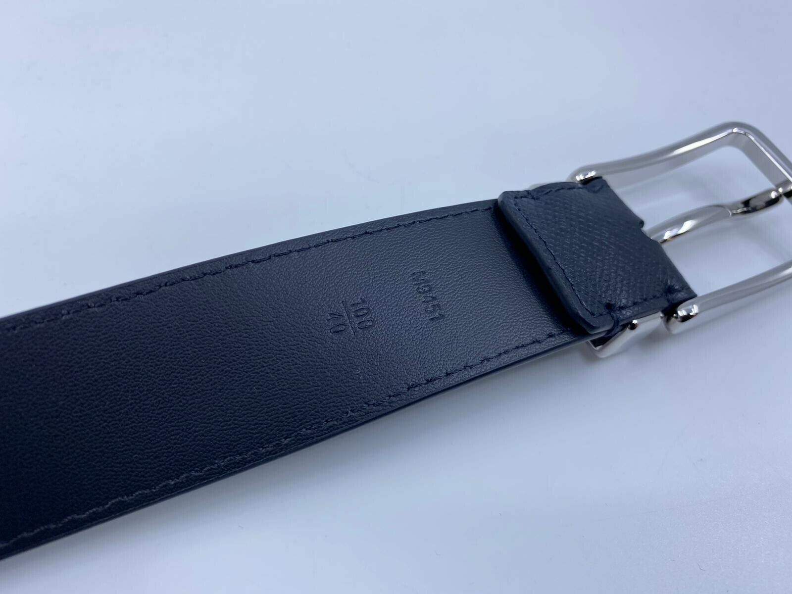 Louis Vuitton キャンプ Louis Vuitton Men's Navy Taiga Leather Pont Neuf Belt M9451