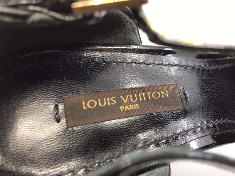 Louis Vuitton Gold LV Bow Pump - Luxuria & Co.