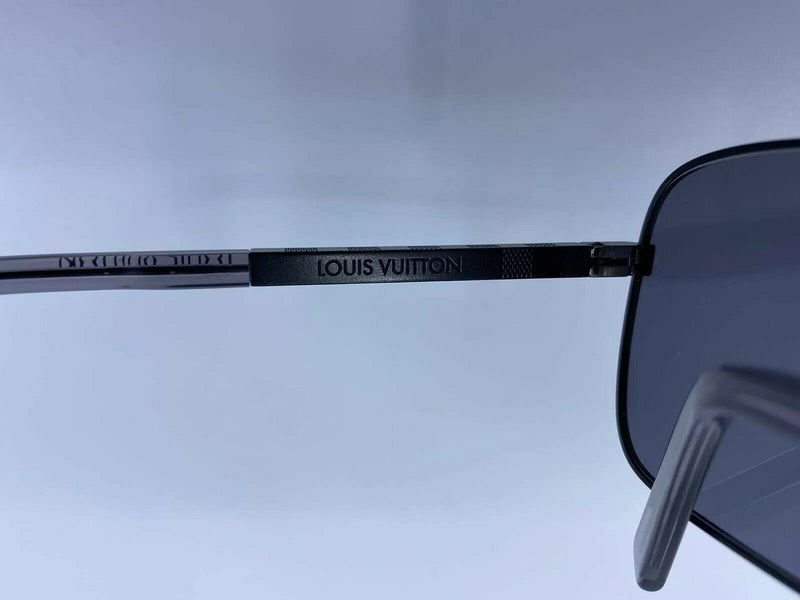 Louis Vuittone Men's Attitude Black U Damier Sunglasses Z0433U – Luxuria &  Co.