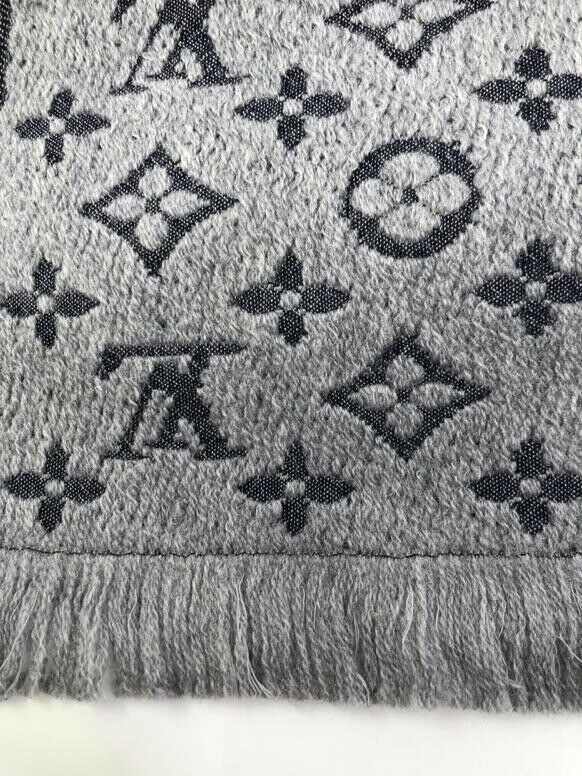 Shop Louis Vuitton MONOGRAM Monogram classic scarf (M70932) by Kanade_Japan
