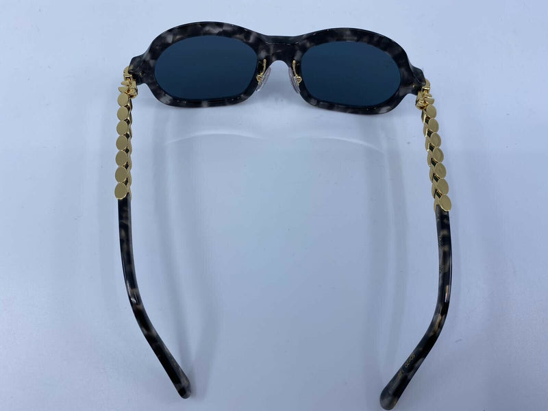Louis Vuitton Belle de Jour Gray Tortoise Sunglasses - Luxuria & Co.