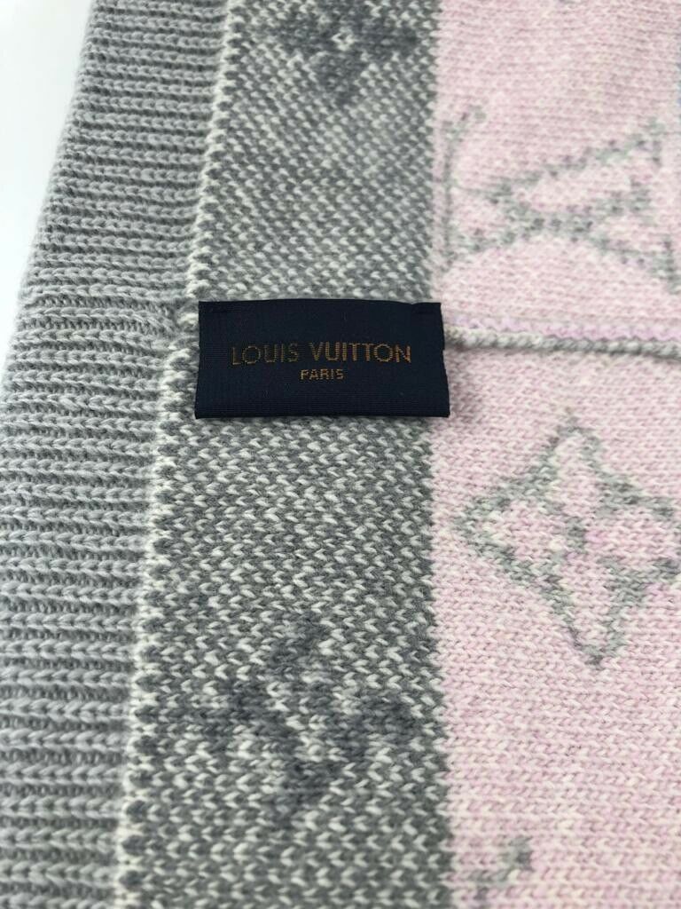 Louis Vuitton Women's Beige Wool Giant Pop Monogram Hat M73899 – Luxuria &  Co.
