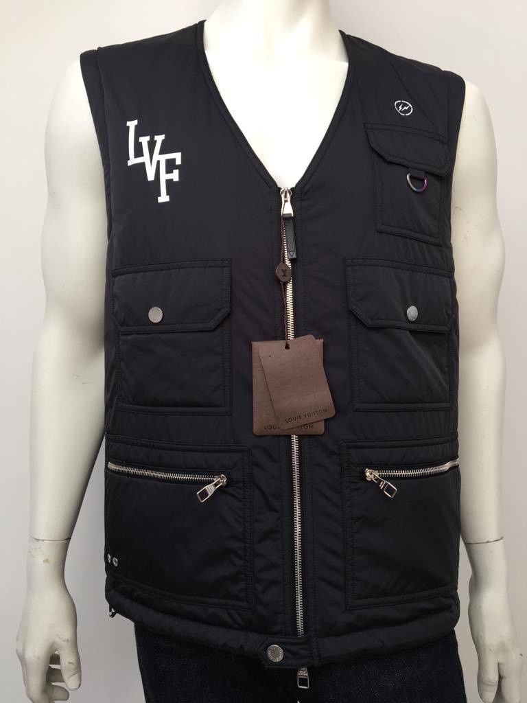 RELEASE][PAID]men Louis Vuitton vest[OPTIMISATION] - Releases - Cfx.re  Community