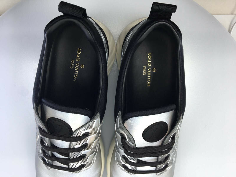 Louis Vuitton Men's White Fastlane Sneaker – Luxuria & Co.