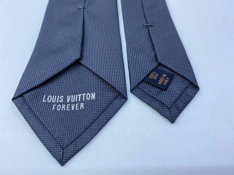 Louis Vuitton Gold 100% Silk Neck Tie Made In Italy EUC