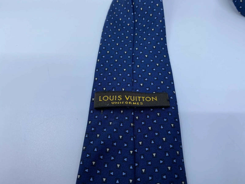 Louis Vuitton Uniformes Triangle Pattern Silk Tie - Luxuria & Co.