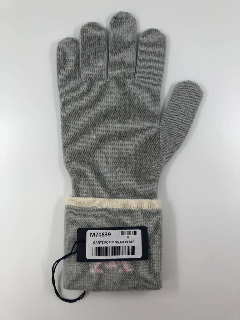 Louis Vuitton Gloves in White Wool – Fancy Lux