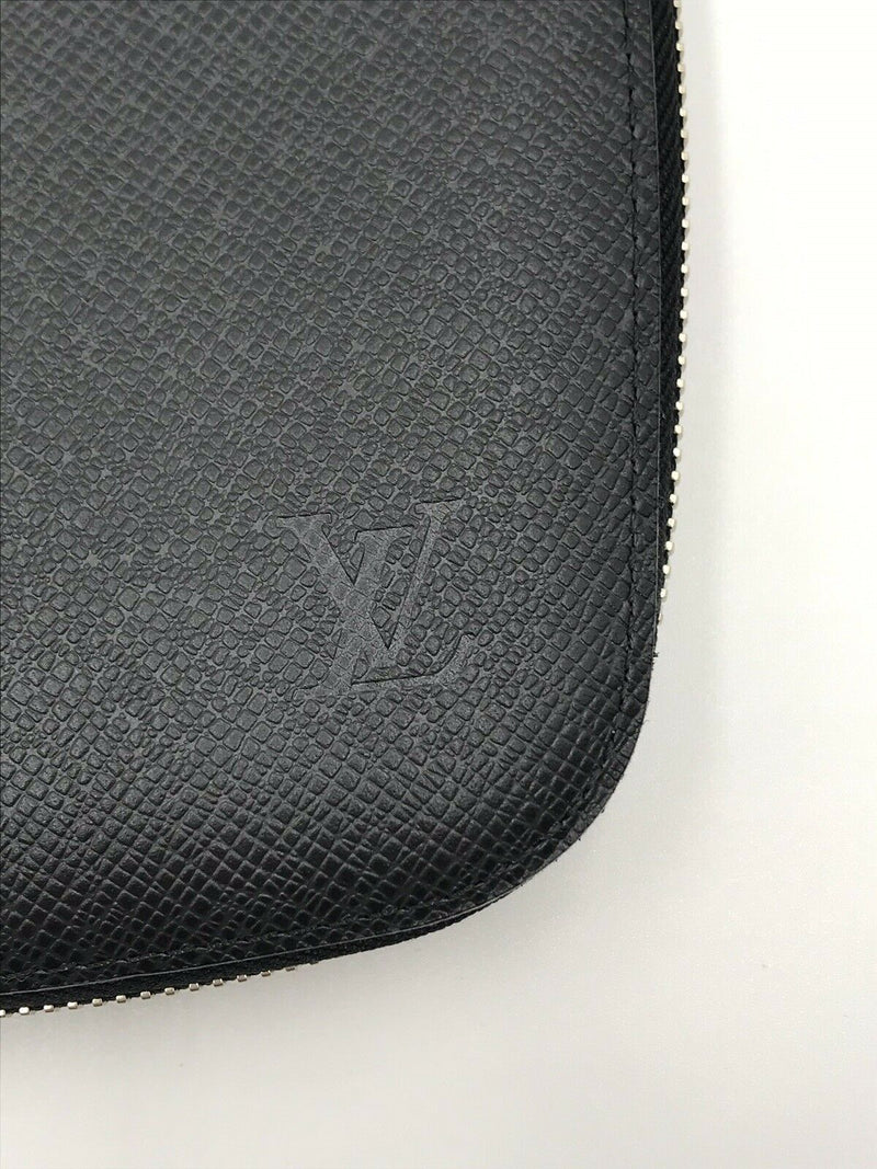 Louis Vuitton Atol Taiga Leather Travel Case Organizer