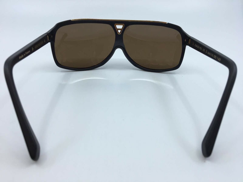Louis Vuitton® 1.1 Evidence Sunglasses Black. Size E in 2023  Louis vuitton  evidence sunglasses, Sunglasses, Louis vuitton sunglasses