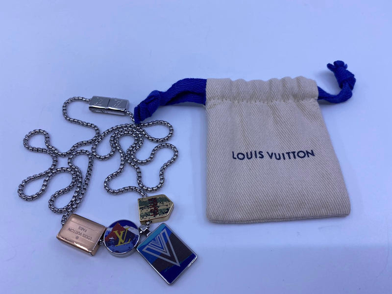 LOUIS VUITTON M63776 Collier LV Alps Accessories Necklace