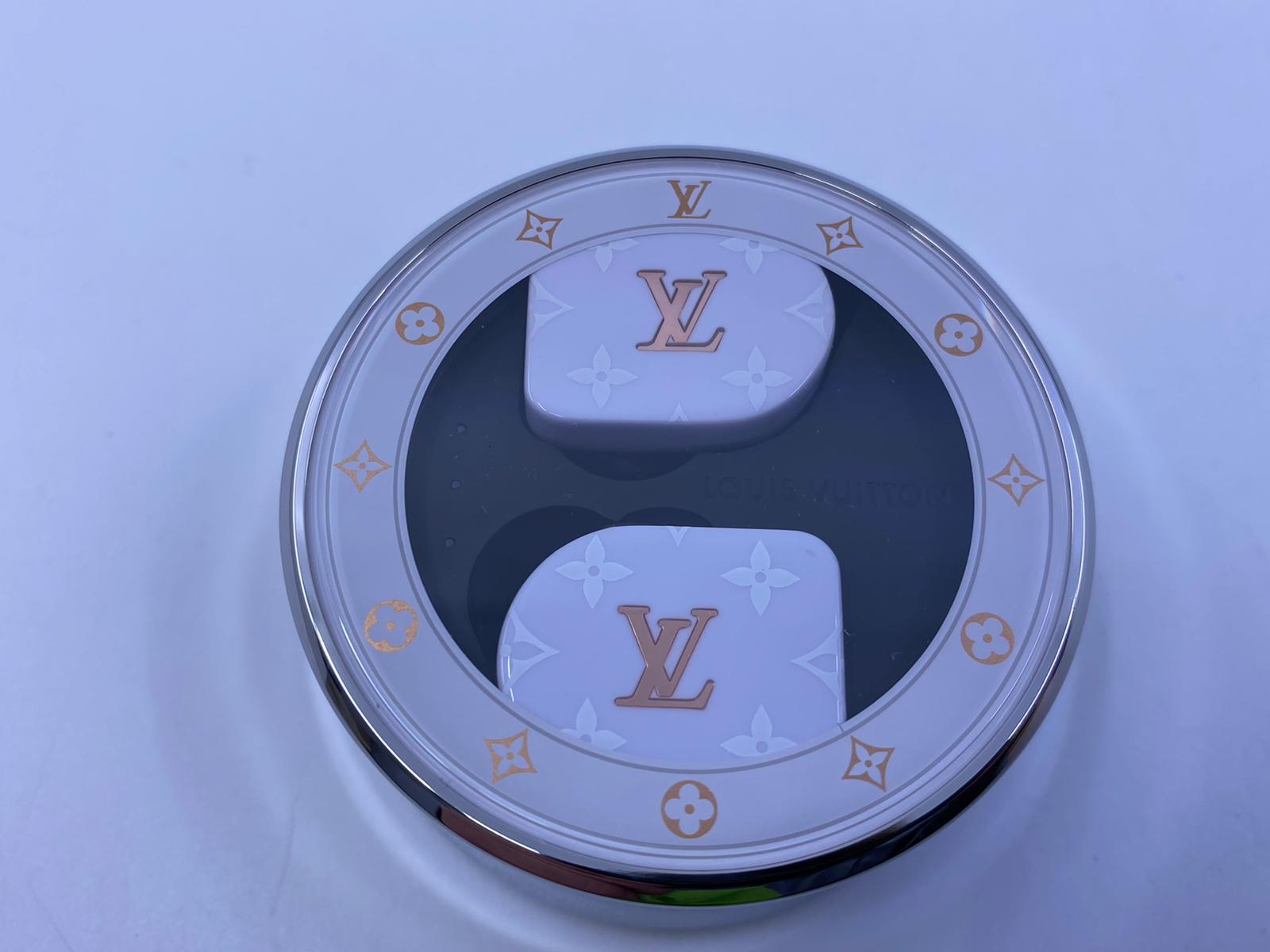 Louis Vuitton Horizon White Wireless Earphones
