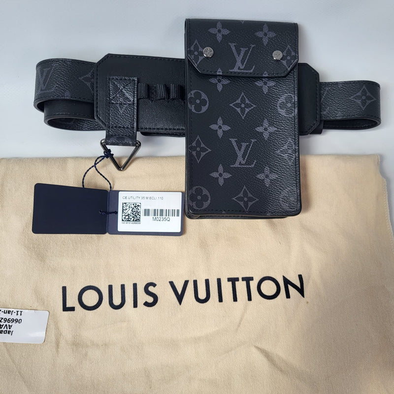 Louis Vuitton Eclipse Ceinture Utility Waist Belt Bag M0235U – Timeless  Vintage Company
