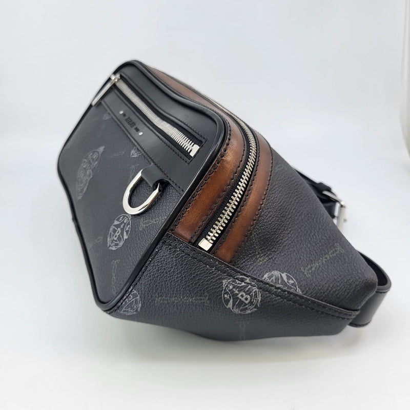 Balade Leather Messenger Bum Bag