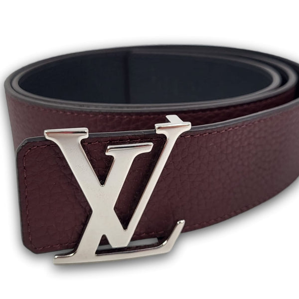 LV Initials Taurillon 40MM Reversible Belt - Louis Vuitton ®