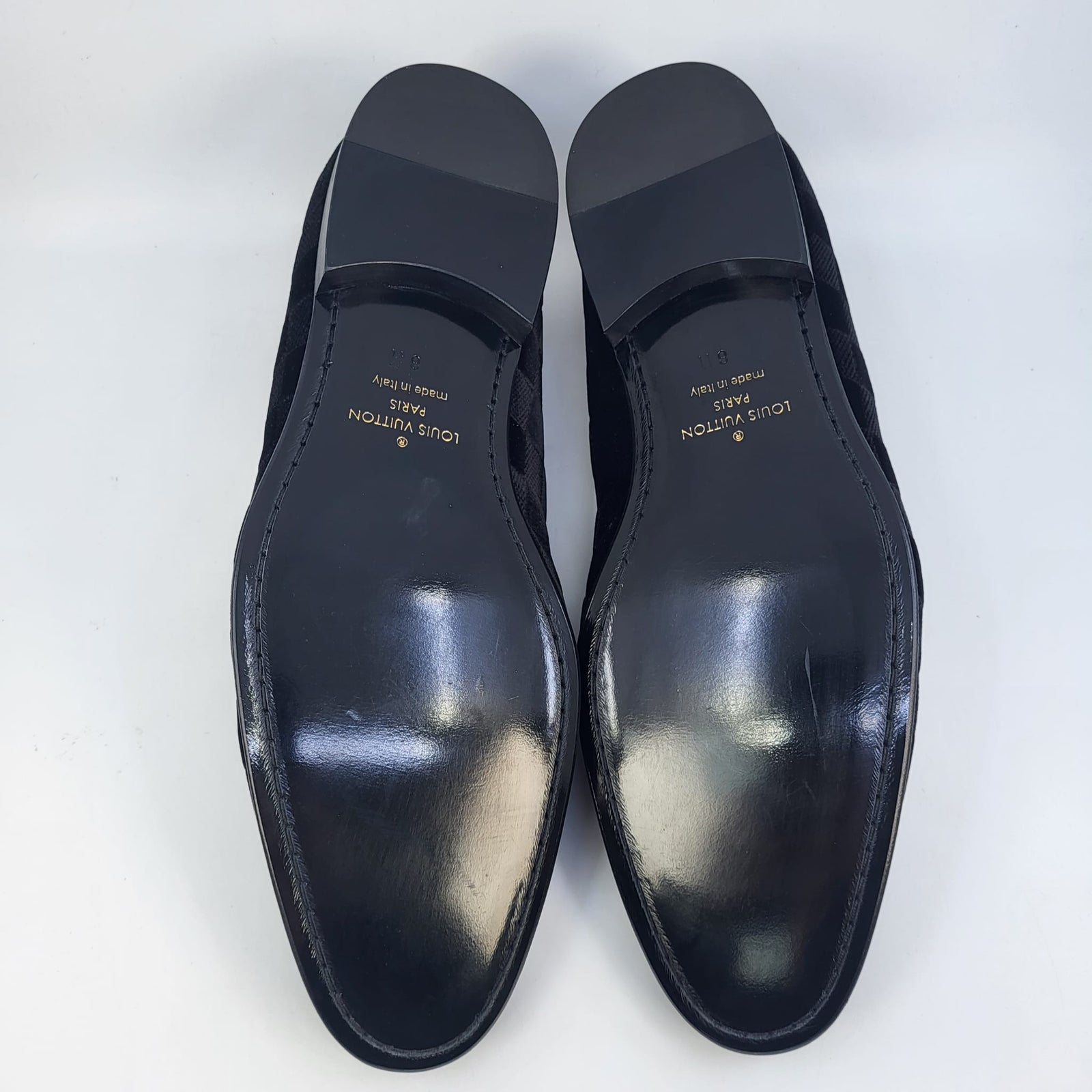 Louis Vuitton Men's Black Velvet Auteuil Slipper – Luxuria & Co.