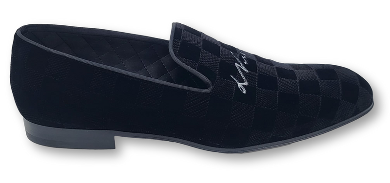 Louis Vuitton Men's Black Velvet Auteuil Slipper – Luxuria & Co Louis Vuitton Men's Black Velvet Auteuil Slipper – Luxuria & Co