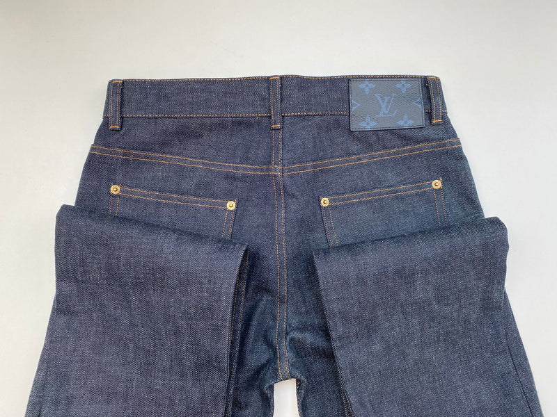 Louis Vuitton - Authenticated Short - Denim - Jeans Blue Plain For Man, Never Worn