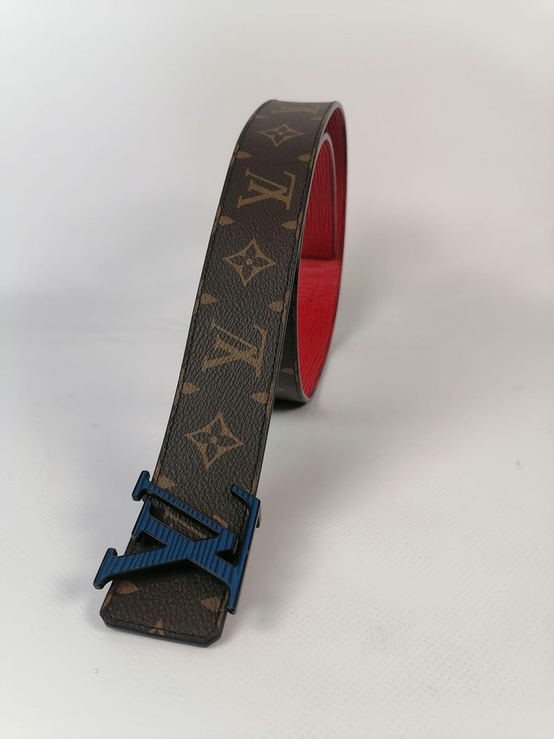 Louis Vuitton Men's Leather Bi-Color Monogram LV Initiales Reversible Belt  40 MM MP069 – Luxuria & Co.